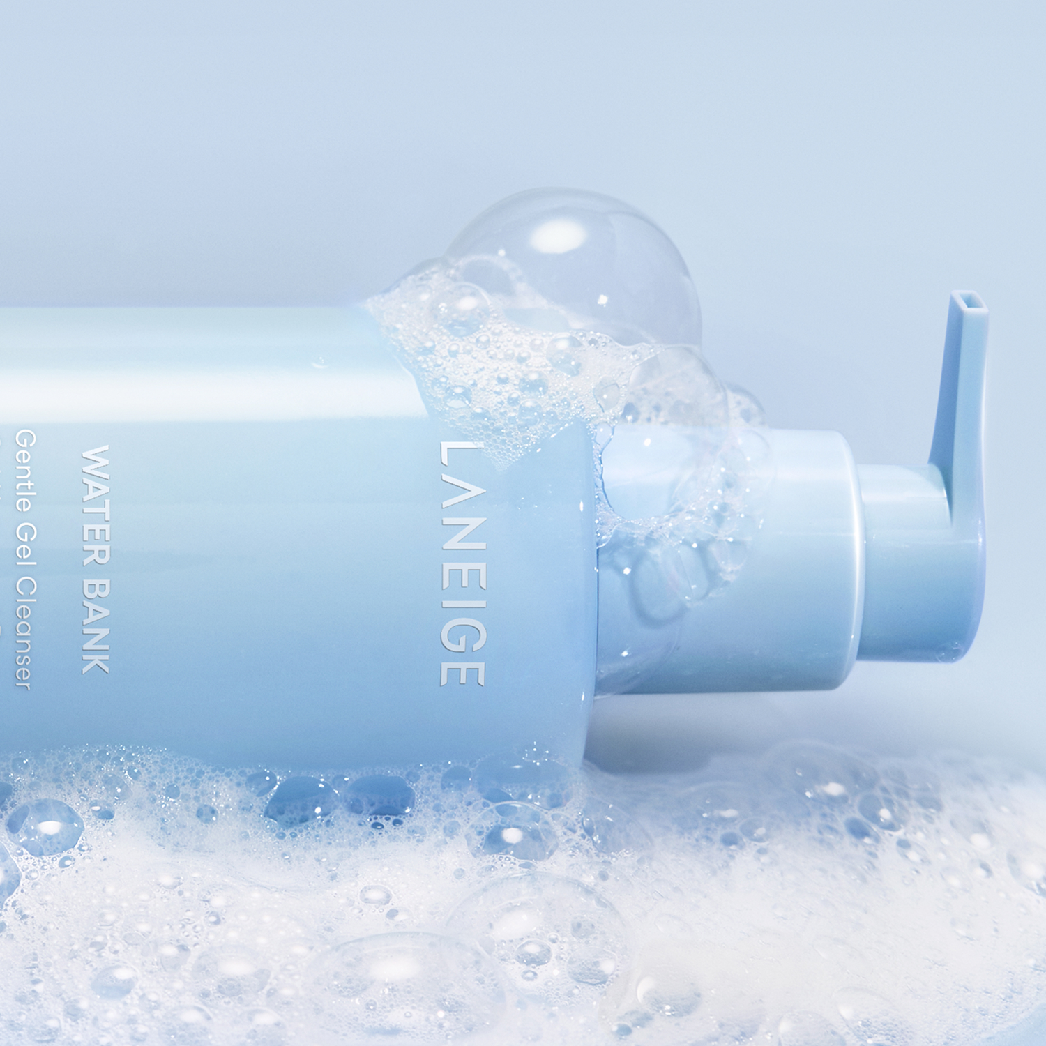 WATER BANK GENTLE GEL CLEANSER (LIMPIADOR SUAVE)